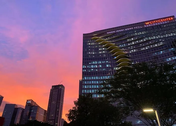 L1 Loft Prime Location Bonifacio Global Apartment Manila